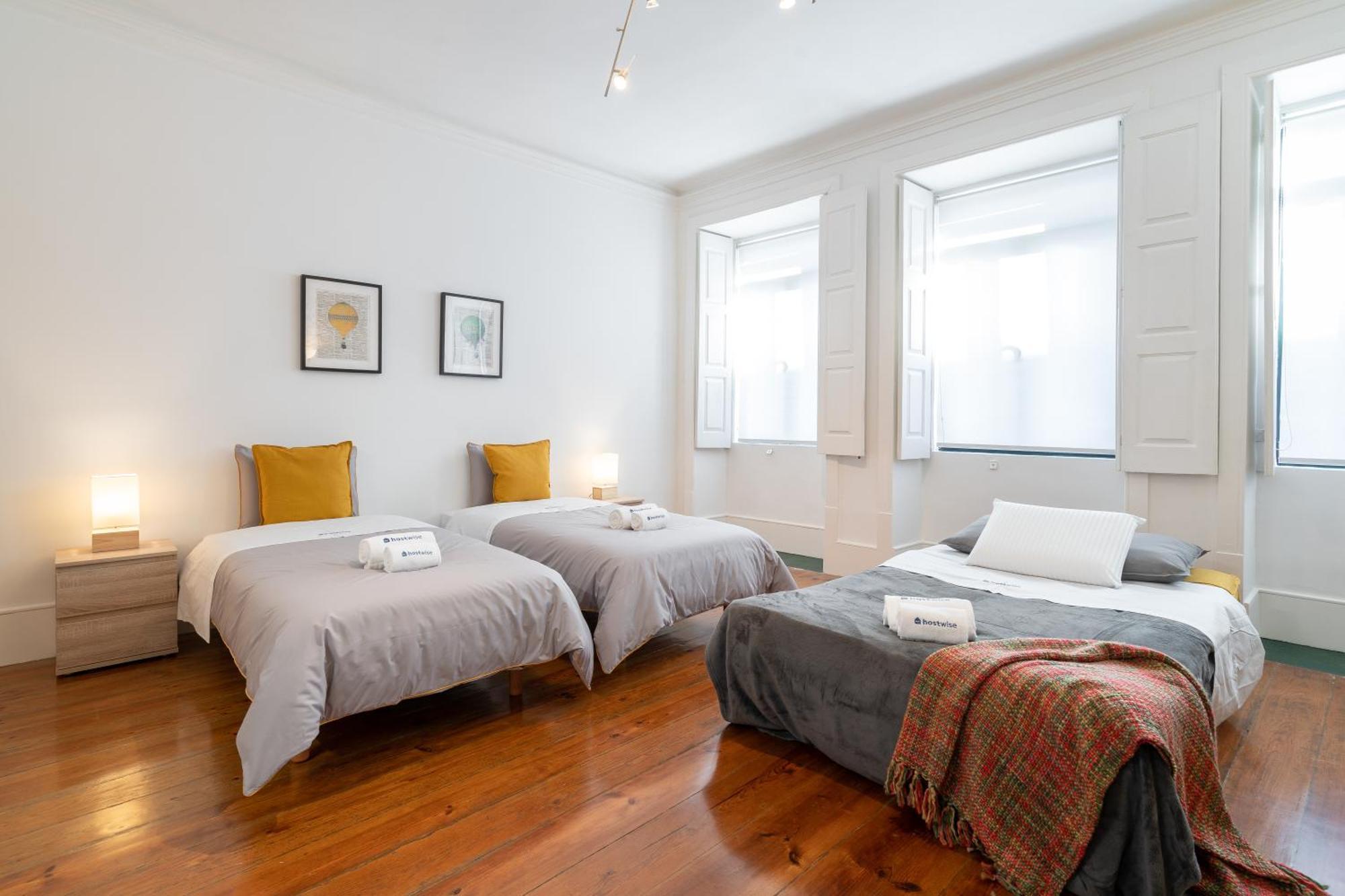 Host Wise - Modern Studios With Terrace - Walk Everywhere Порту Номер фото
